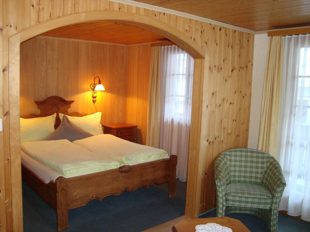 Hotel Restaurant Alpenblick Ernen Екстериор снимка